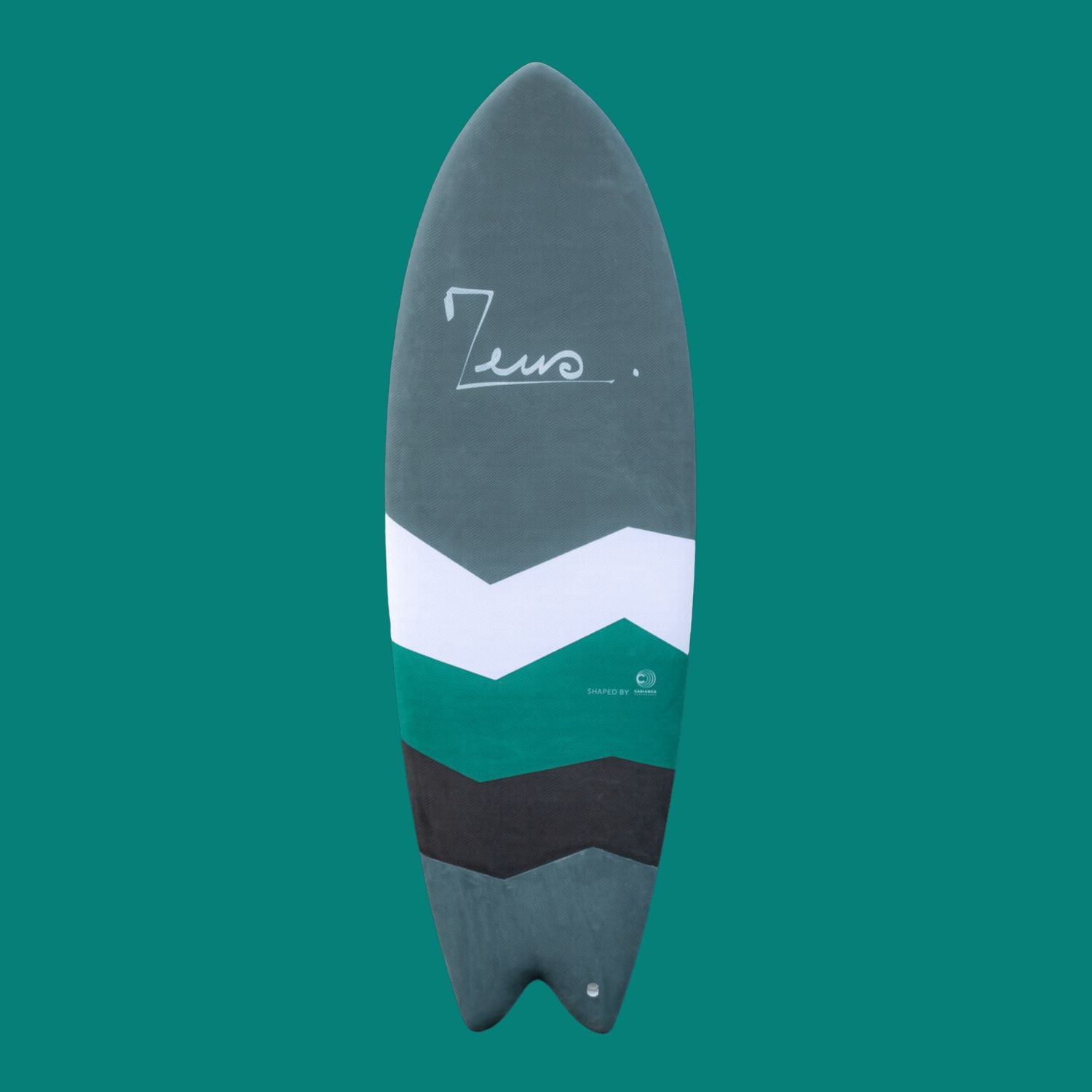 a surfboard with the name leno on it